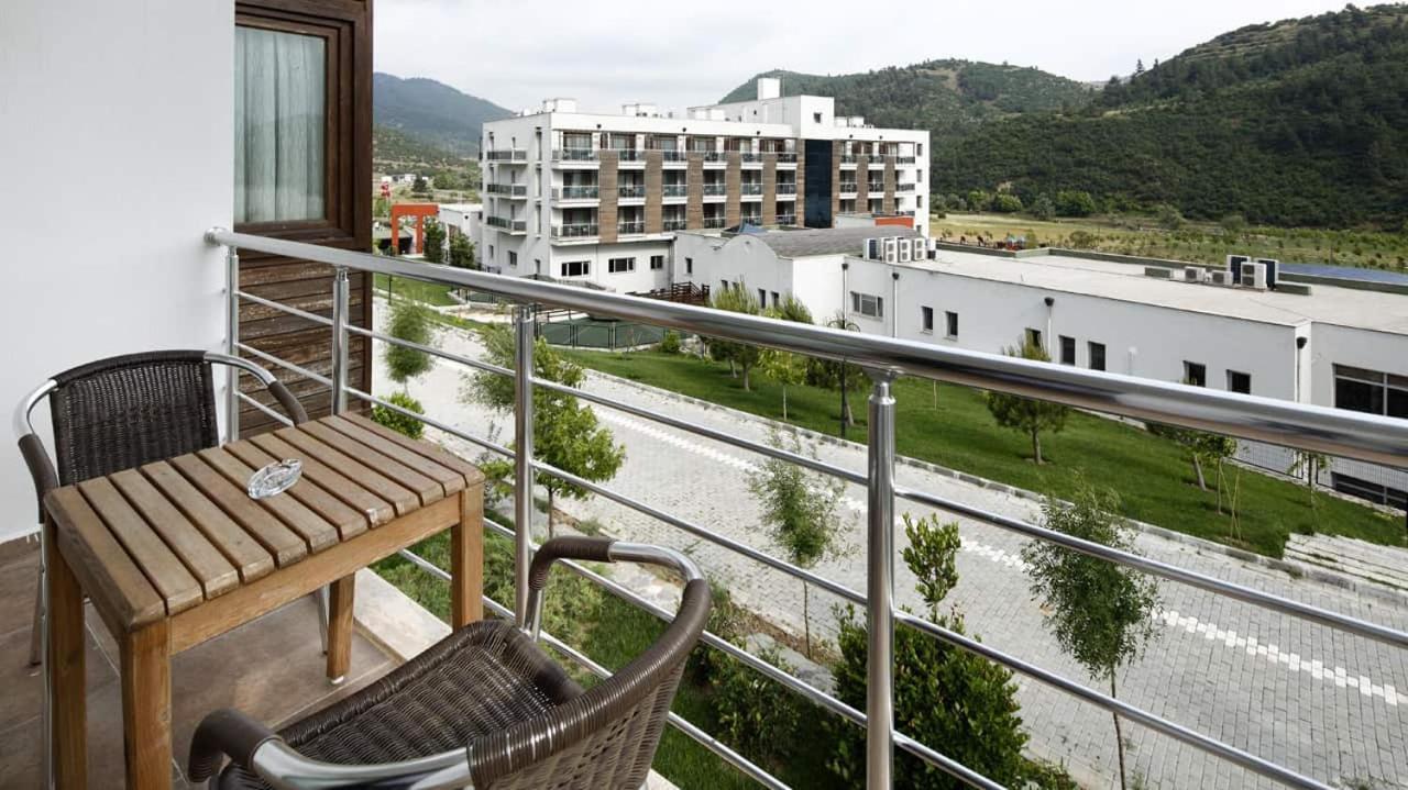 Obam Termal Resort Hotel Ve Spa Sindirgi Екстер'єр фото