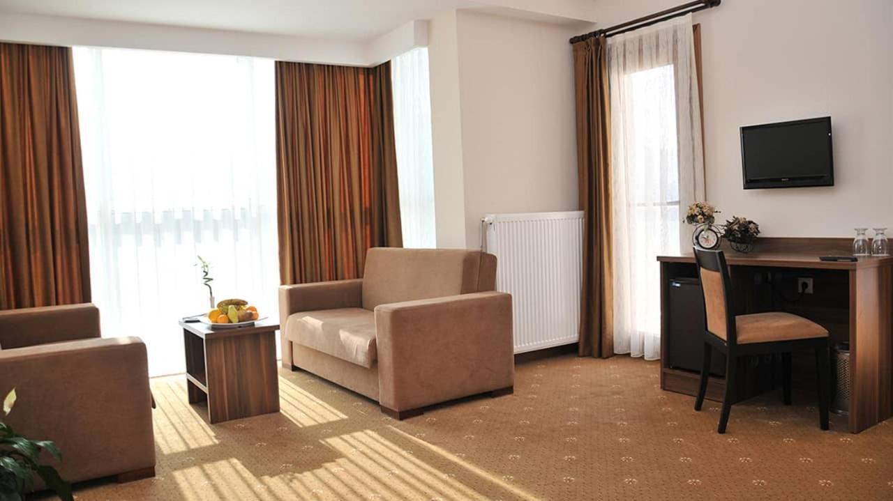 Obam Termal Resort Hotel Ve Spa Sindirgi Екстер'єр фото